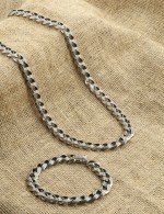 Браслет из серебра c рубином