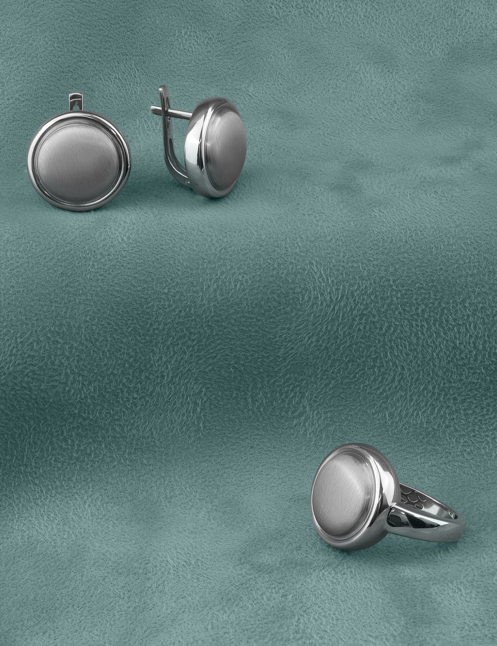 Серьги из белого золота