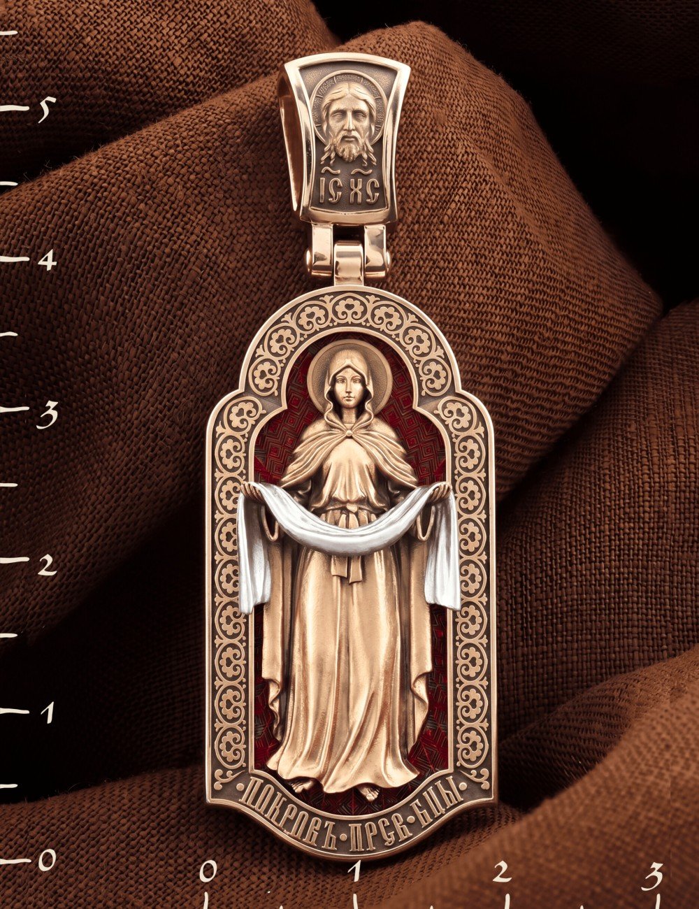 Образок из золота c эмалью