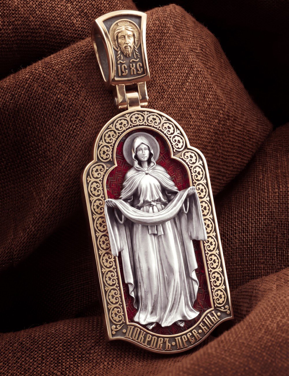 Образок из золота c эмалью