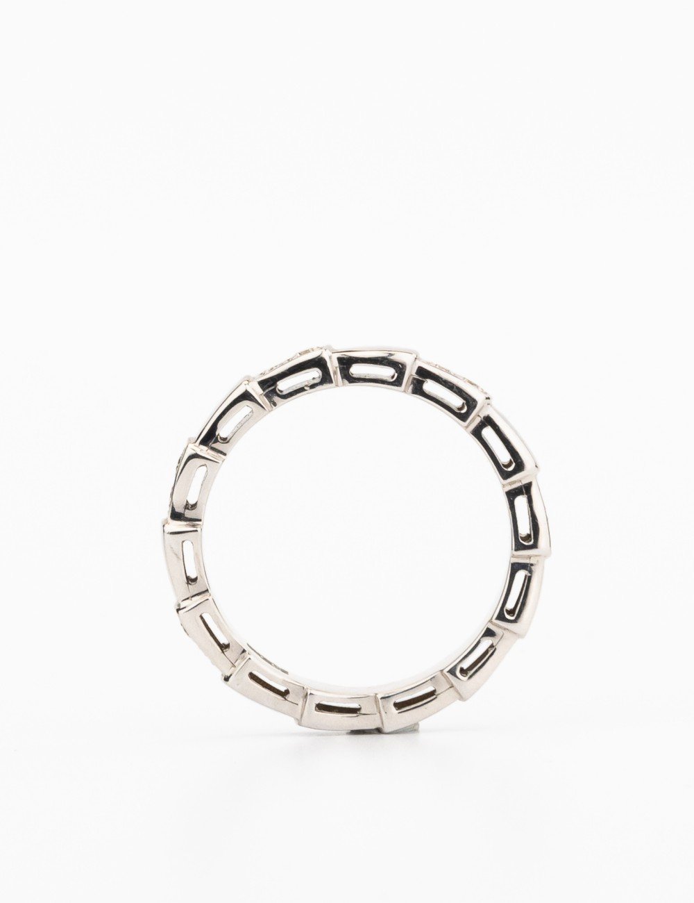 Кольцо из белого золота c бриллиантами