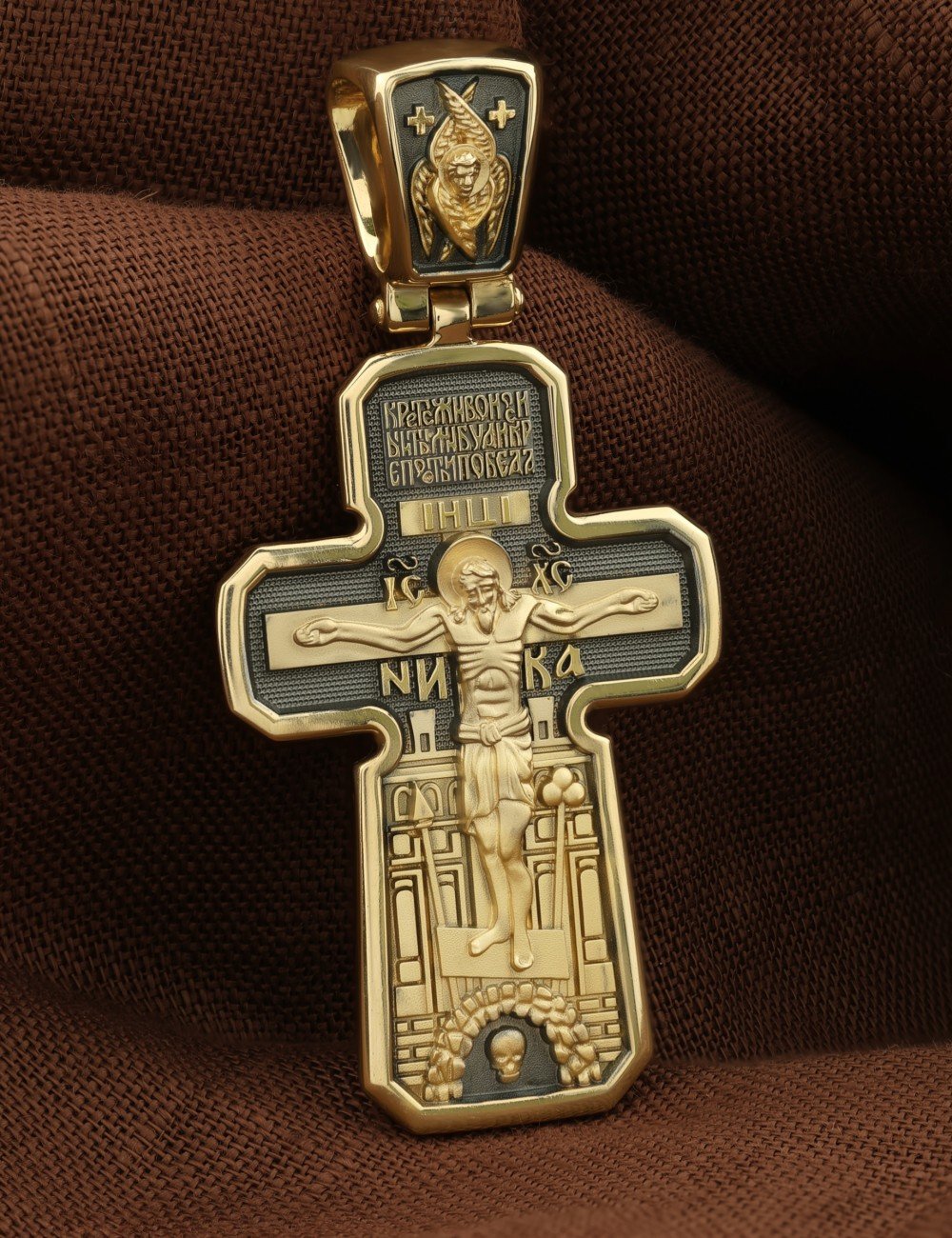 Крест из лимонного золота