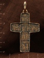 Крест из золота