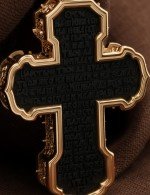 Крест из золота c эбеновым деревом