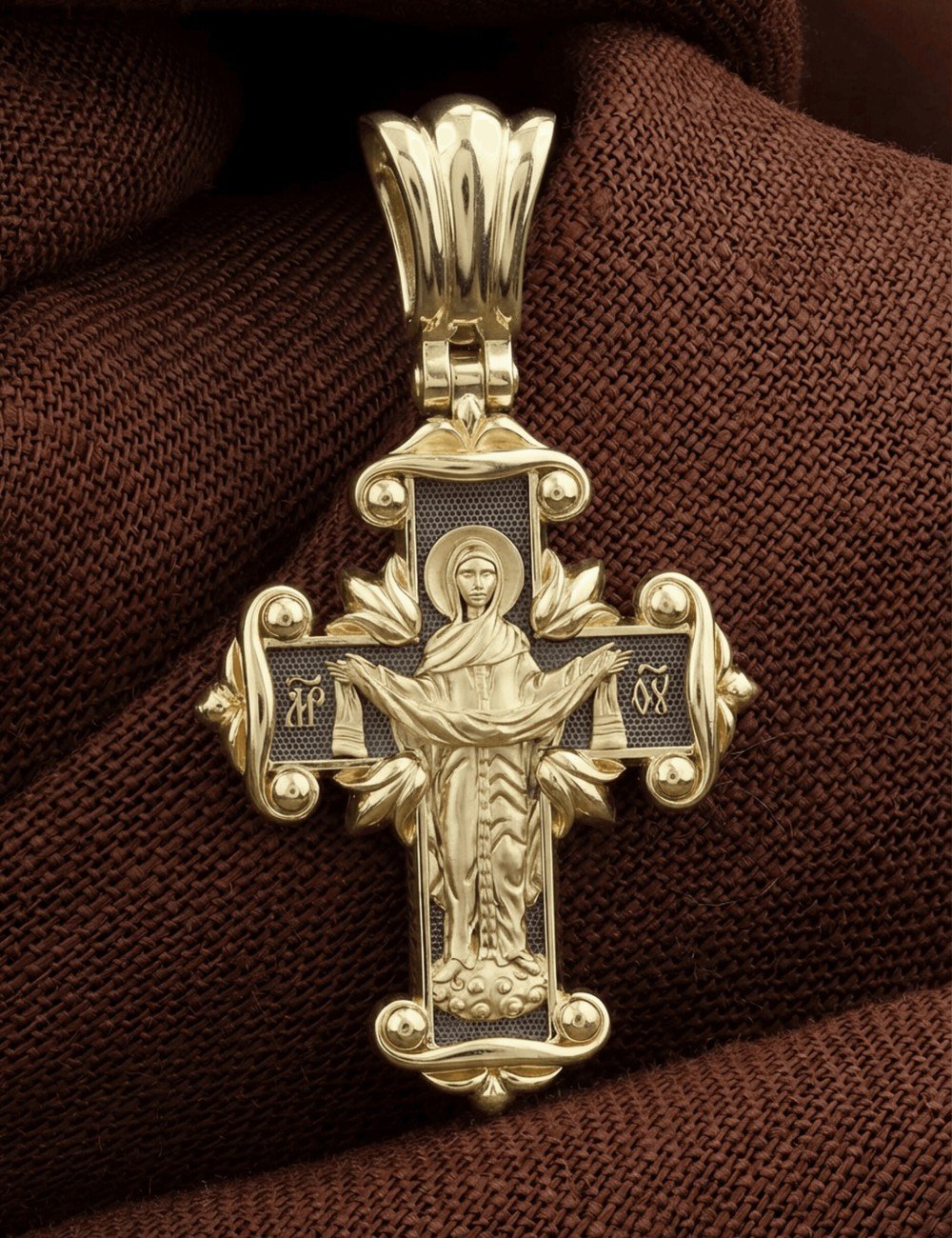 Крест из лимонного золота