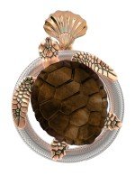 Подвеска из золота c эмалью и железным деревом