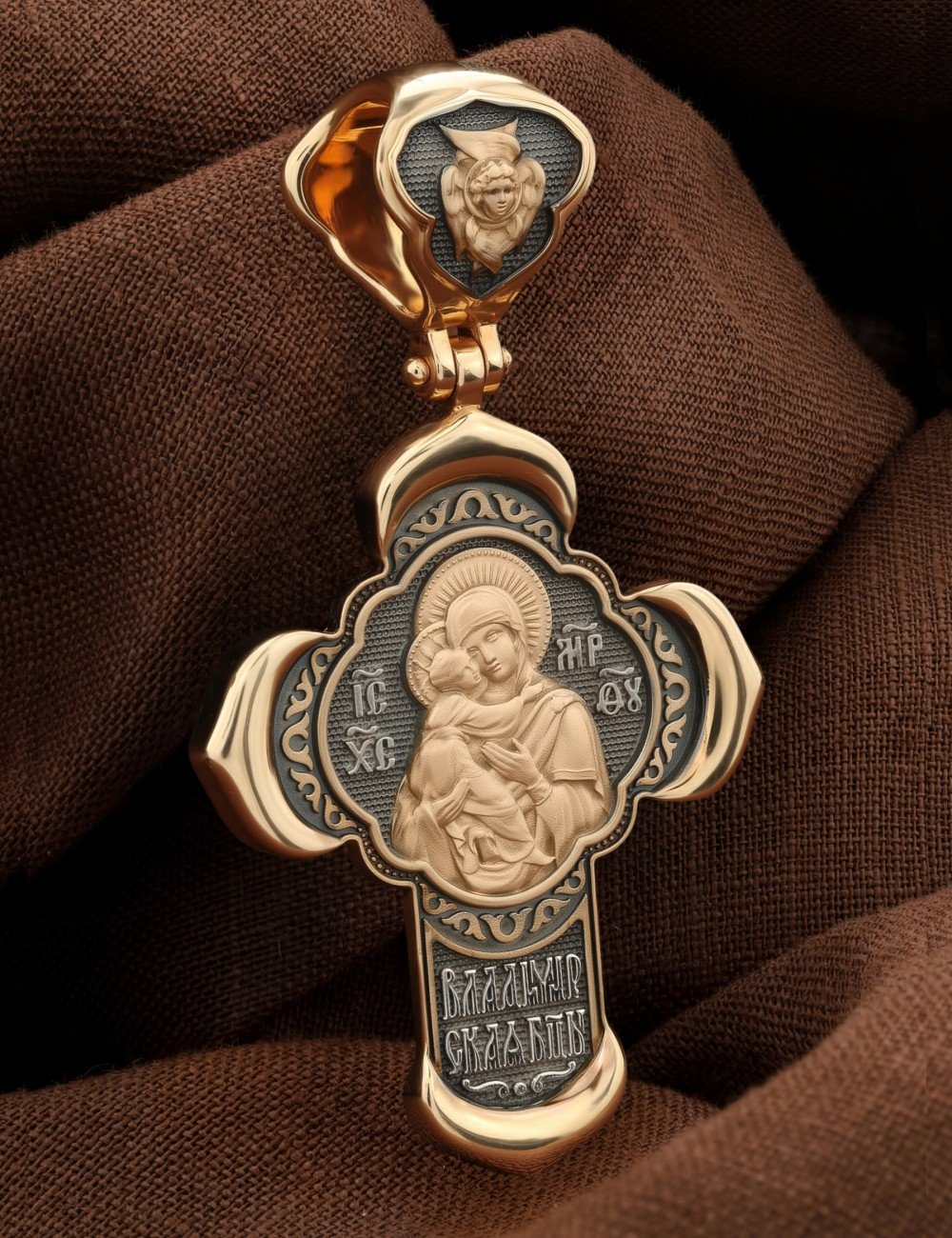 Крест из золота