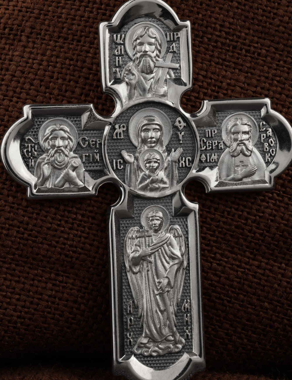 Крест из белого золота