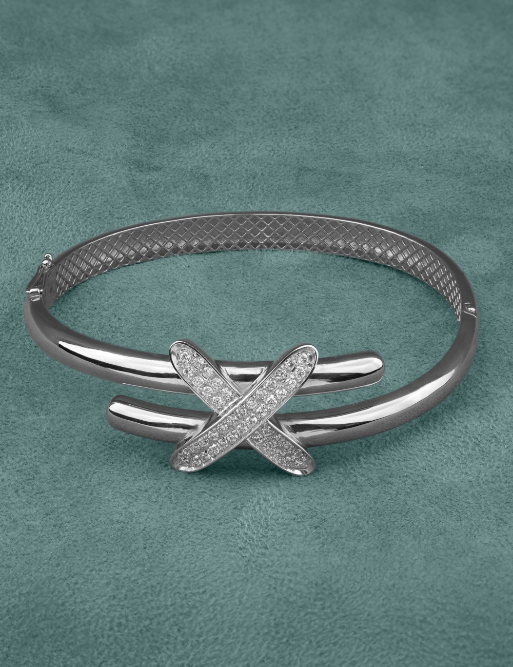 Браслет из белого золота c бриллиантами