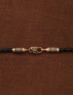 Гайтан из золота c кожаным шнурком