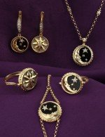 Браслет из лимонного золота c бриллиантами, ониксом и перламутром