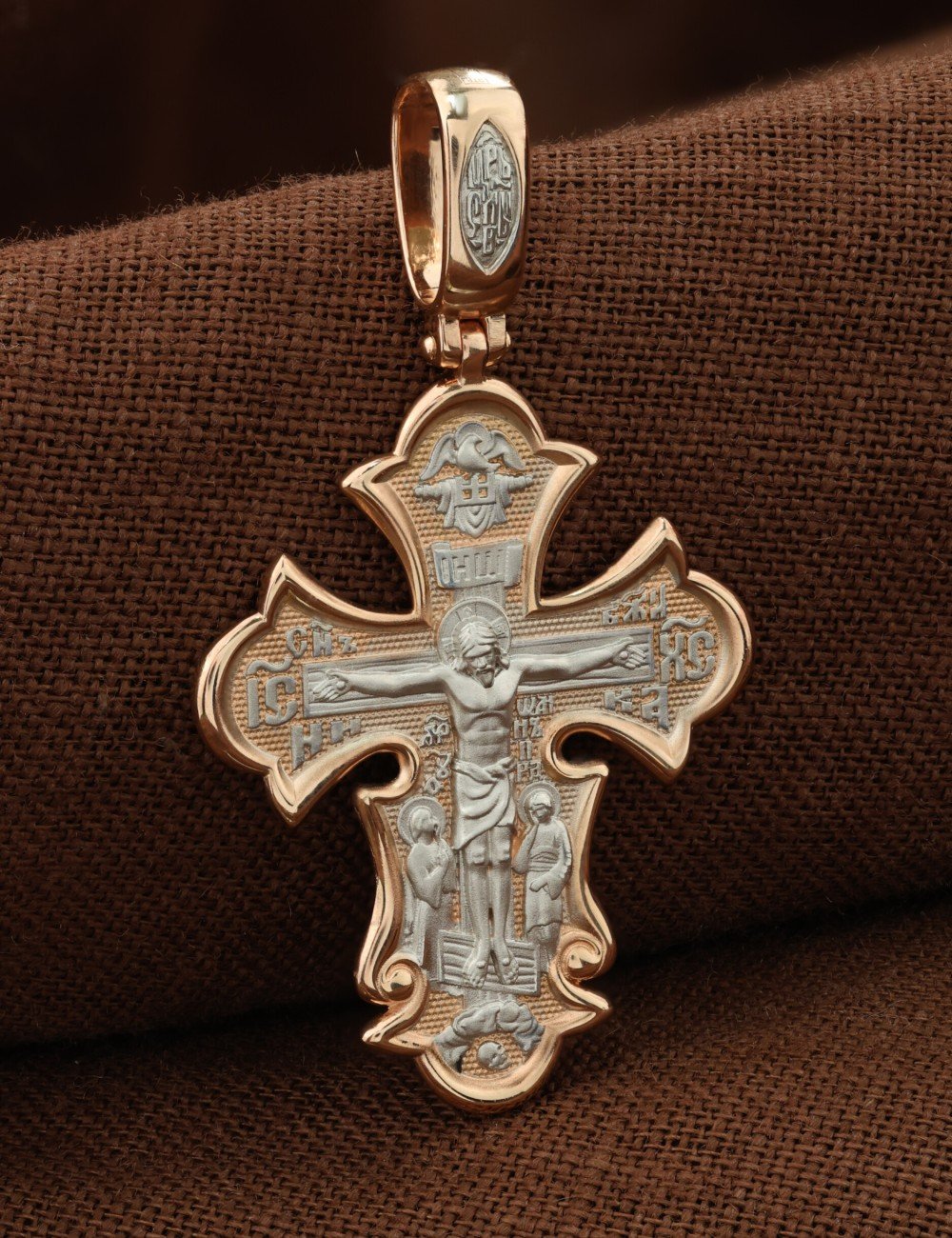 Крест из золота