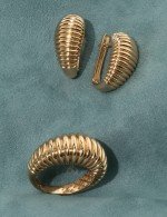 Серьги из золота