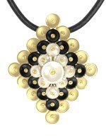 Подвеска из лимонного золота c ониксом и перламутром