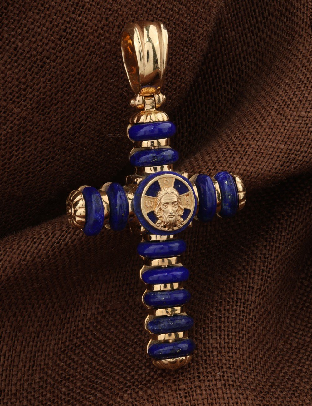 Крест из золота c лазуритом