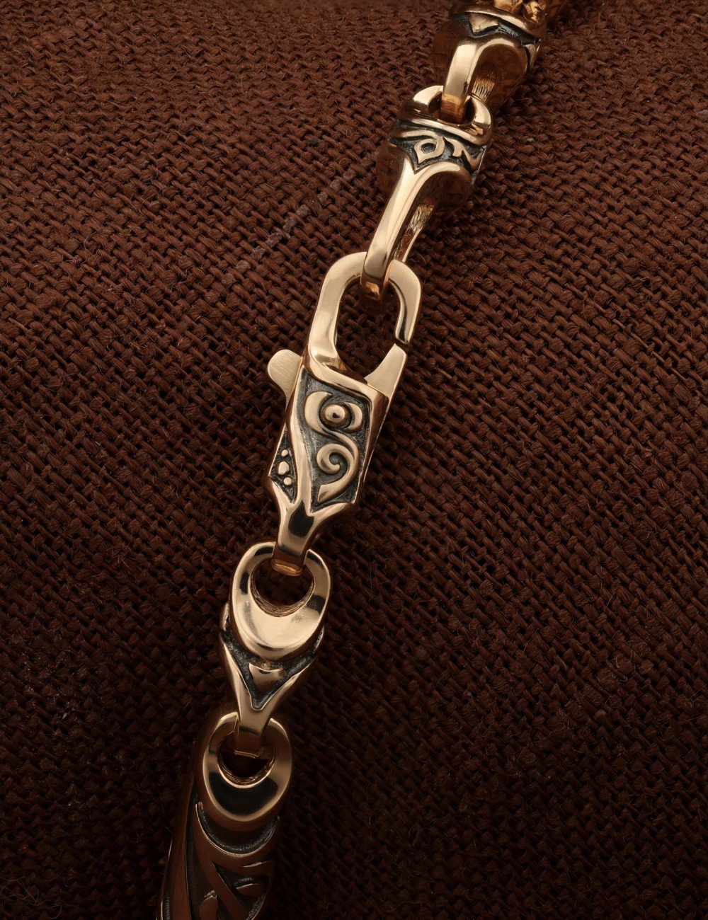 Браслет из золота