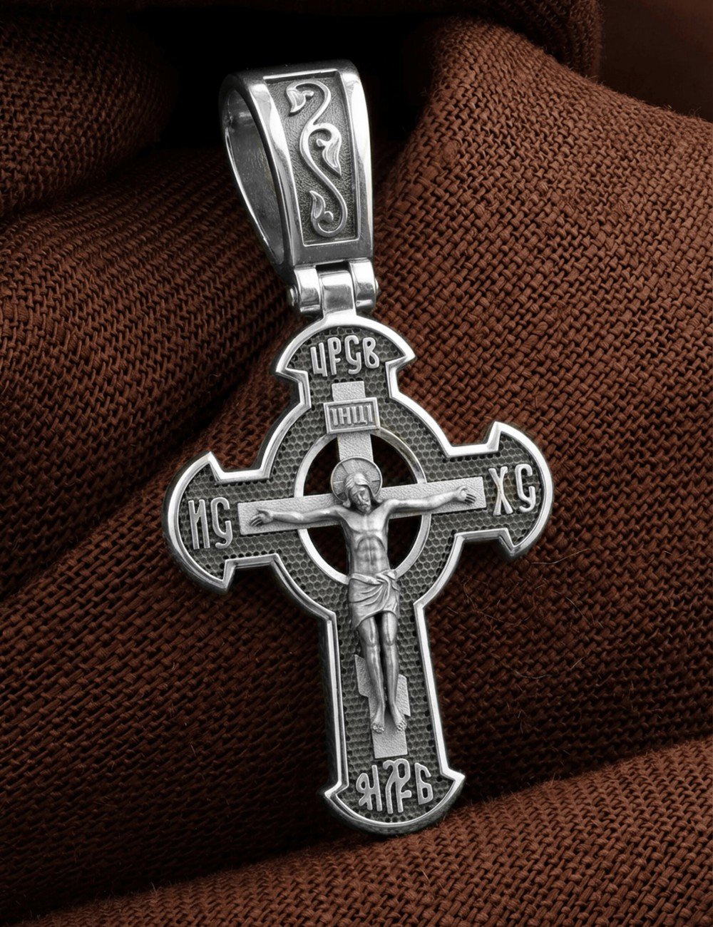 Крест из белого золота