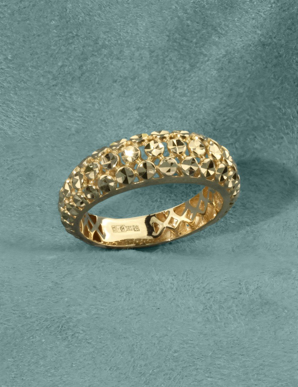 Кольцо из лимонного золота