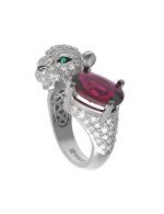Кольцо из белого золота c бриллиантами, рубином и изумрудом