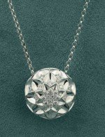 Колье из белого золота c бриллиантами