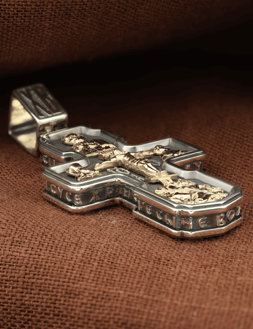 Крест из серебра 925 пробы и золота 585 пробы