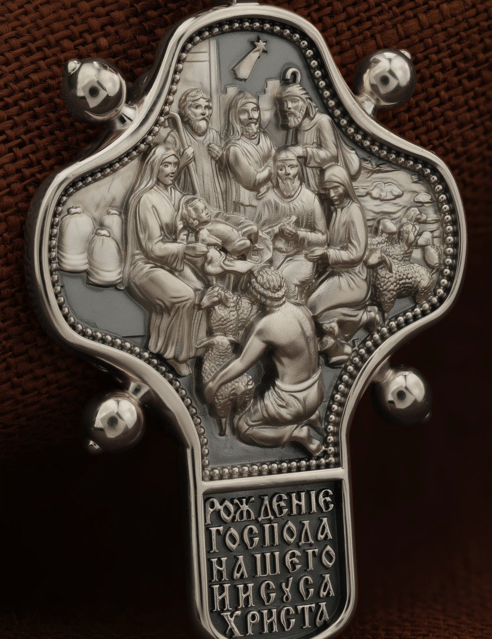 Крест из белого золота