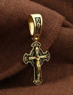 Крест из лимонного золота