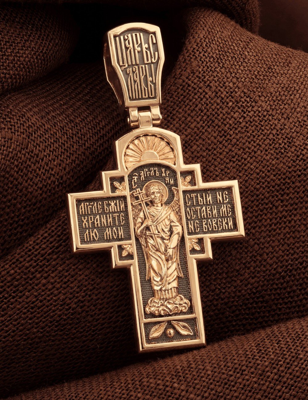 Крест из золота