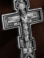 Крест из белого золота