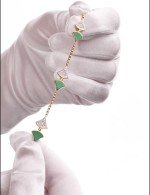 Браслет из лимонного золота c бриллиантами и малахитом