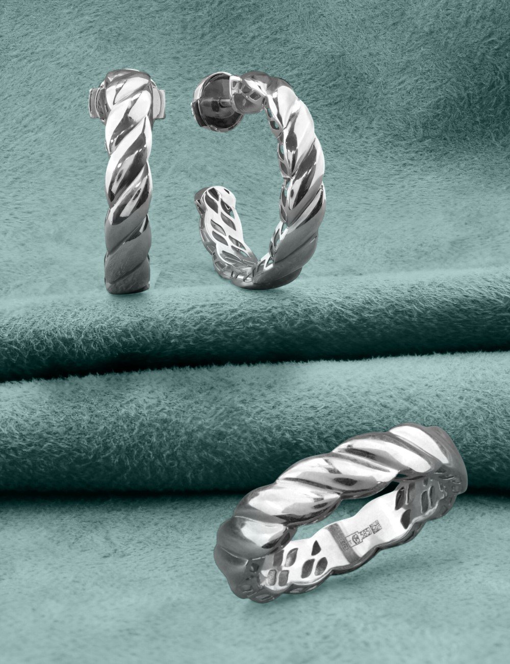 Серьги из белого золота