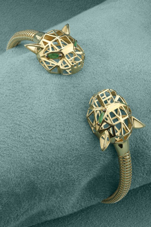 Браслет из лимонного золота c изумрудом