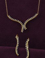 Серьги из лимонного золота c бриллиантами