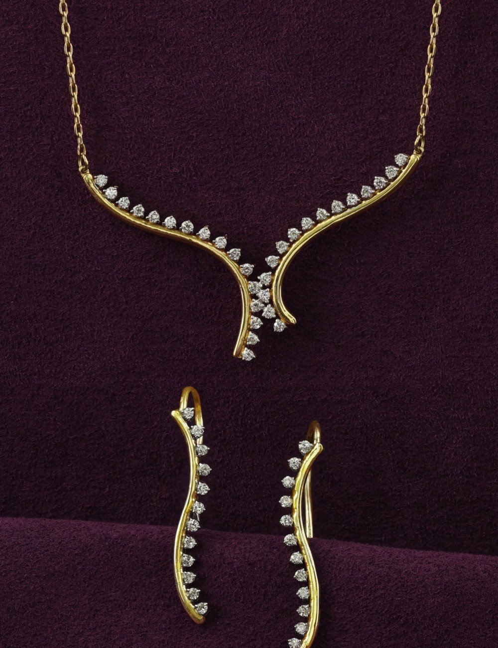 Серьги из лимонного золота c бриллиантами