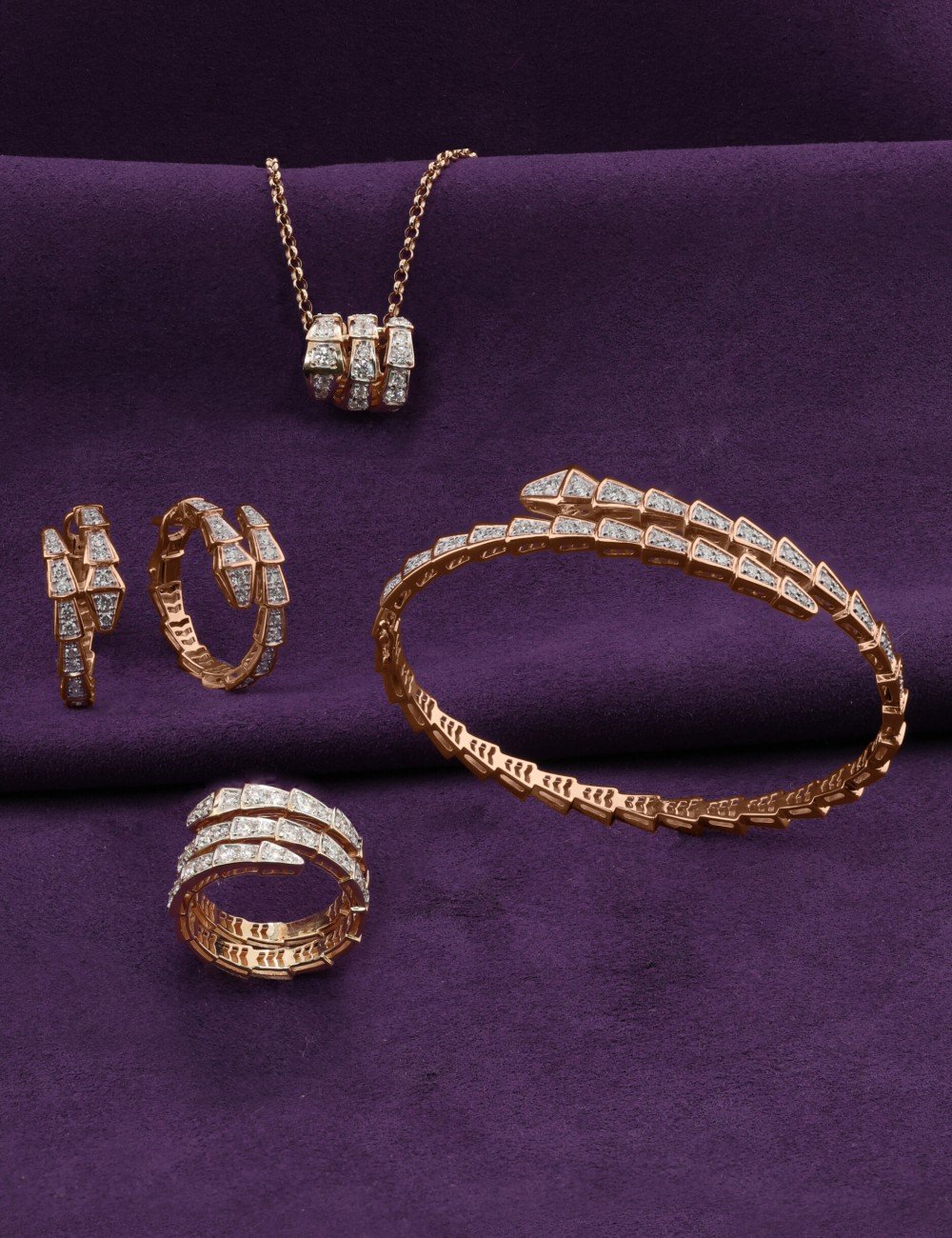 Серьги из золота c бриллиантами