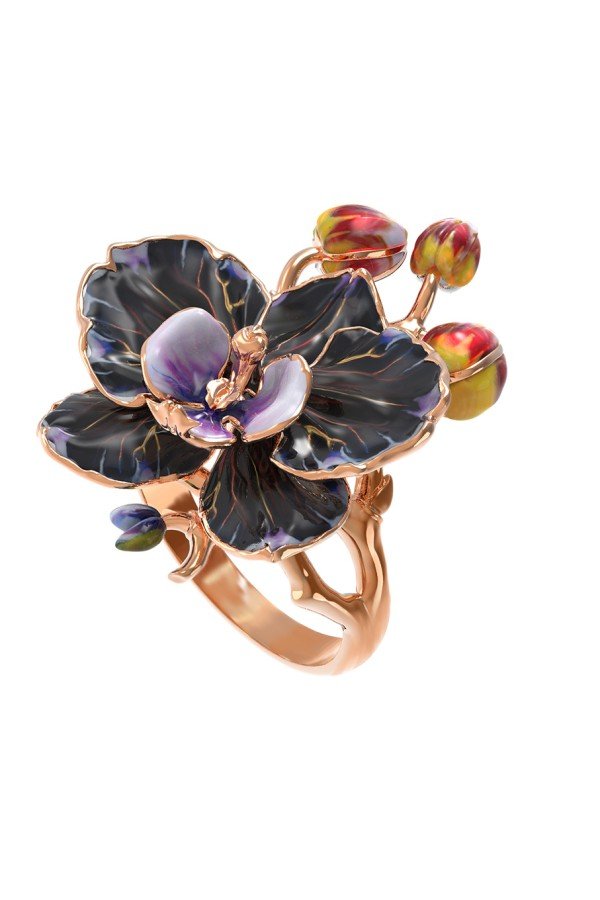 Кольцо из золота c эмалью