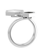 Кольцо из белого золота c ониксом и перламутром