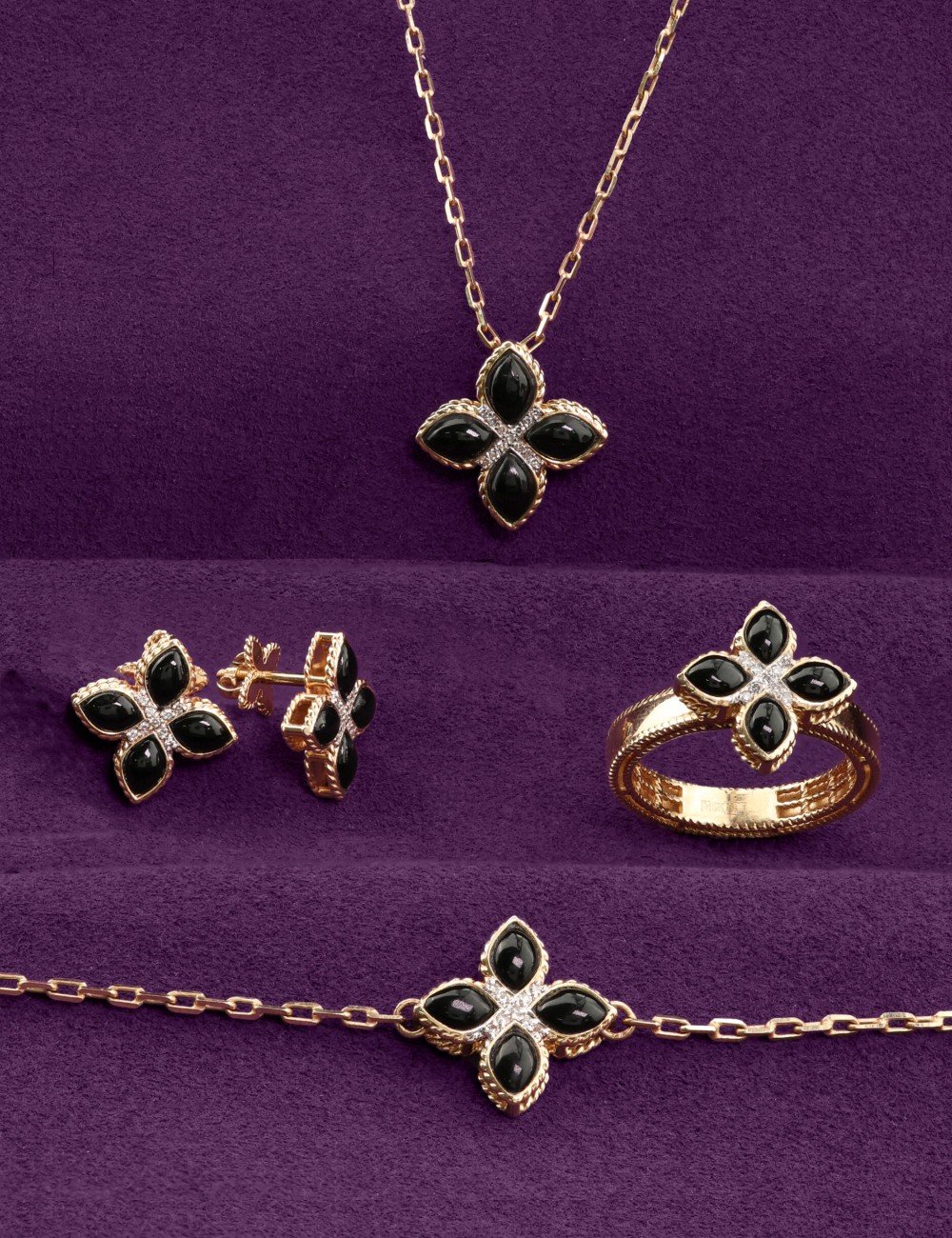 Серьги из золота c бриллиантами и ониксом