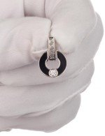 Подвеска из белого золота c бриллиантами и ониксом