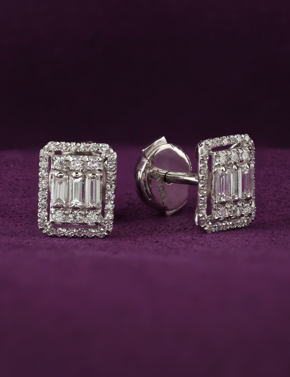 Серьги из белого золота c бриллиантами