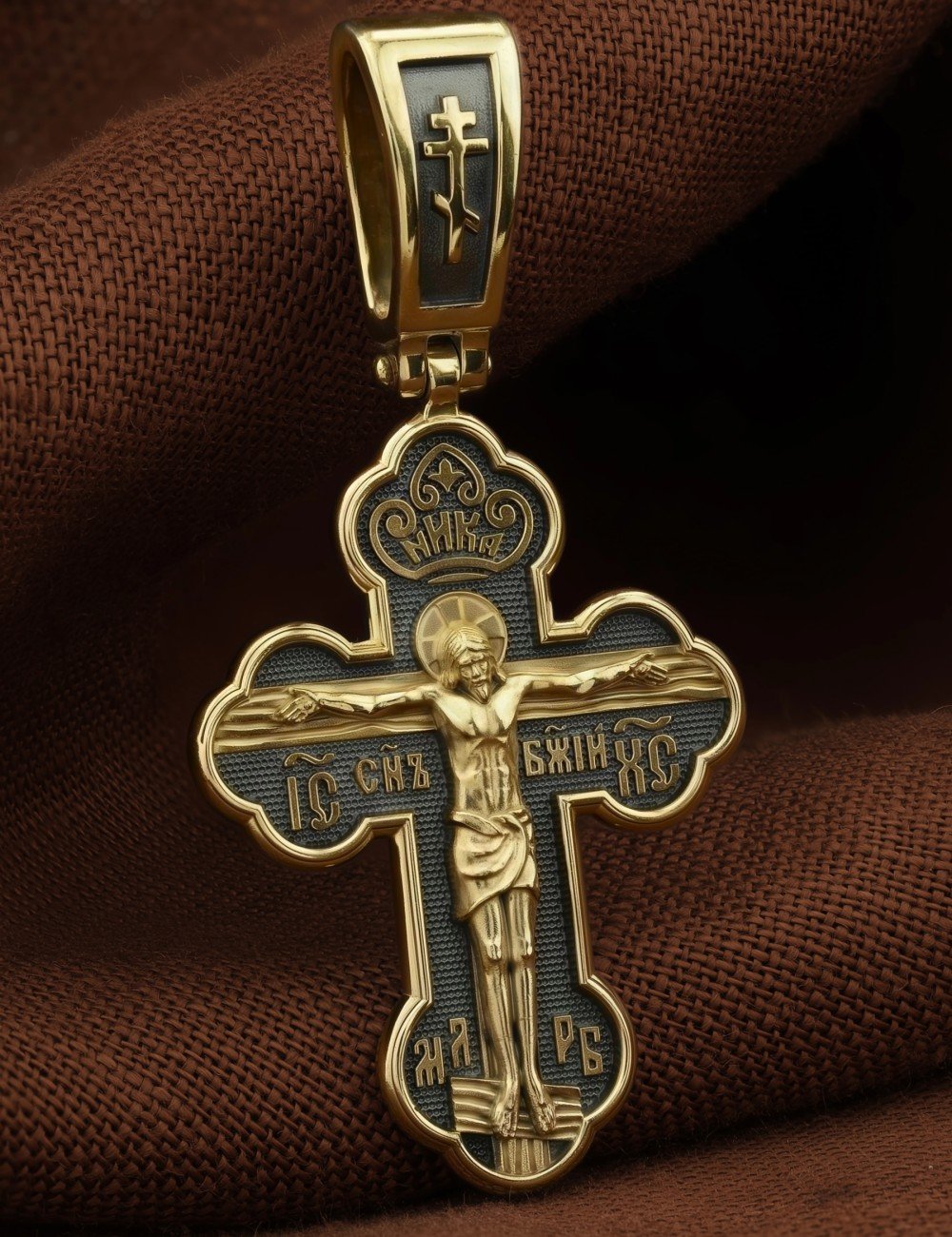 Крест из лимонного золота