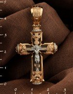 Крест из золота c эбеновым деревом