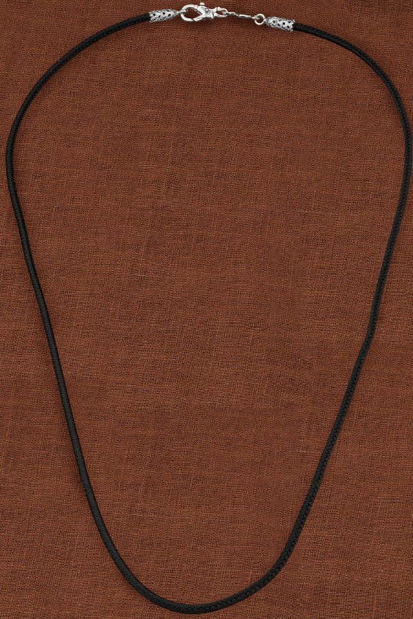 Шнурок шёлковый из белого золота 585 пробы c шёлковым шнурком