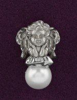 Подвеска из белого золота c жемчугом