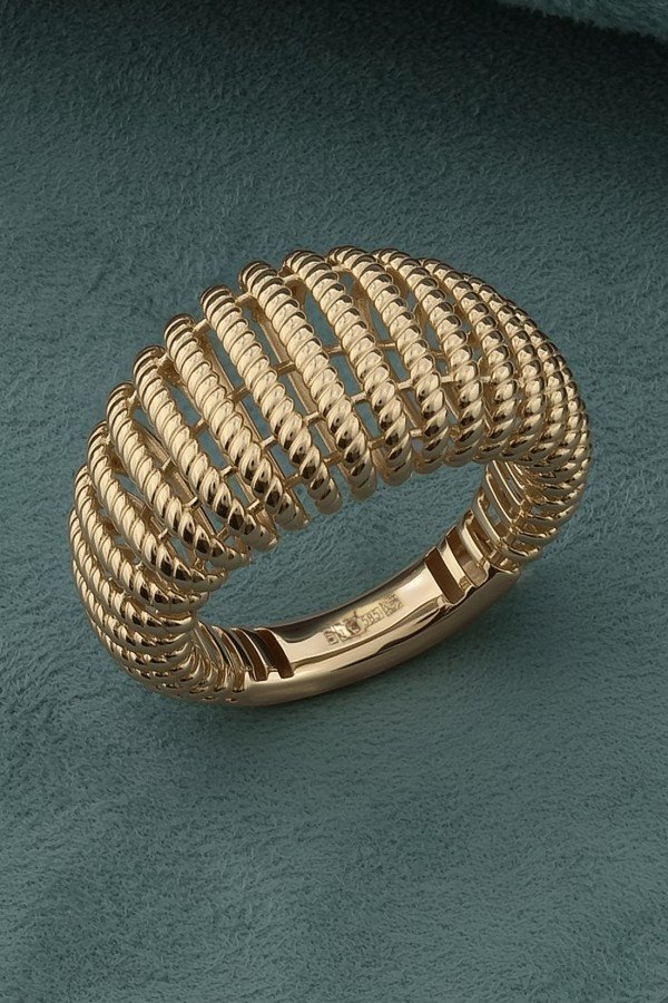 Кольцо из золота