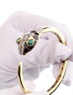 Браслет из лимонного золота c бриллиантами, рубином, ониксом, малахитом и перламутром