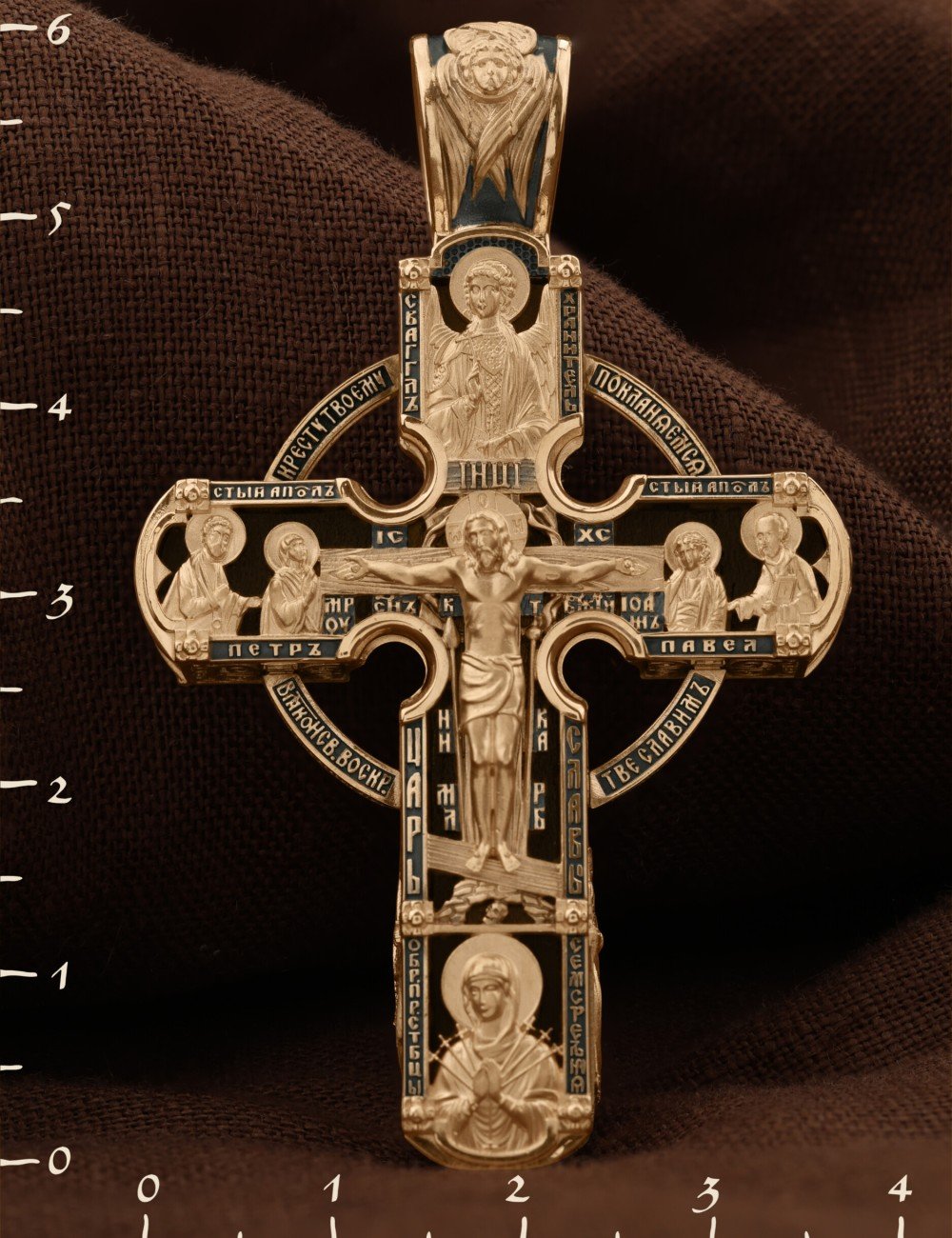 Крест из золота c эбеновым деревом