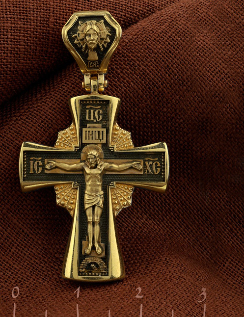 Крест из лимонного золота