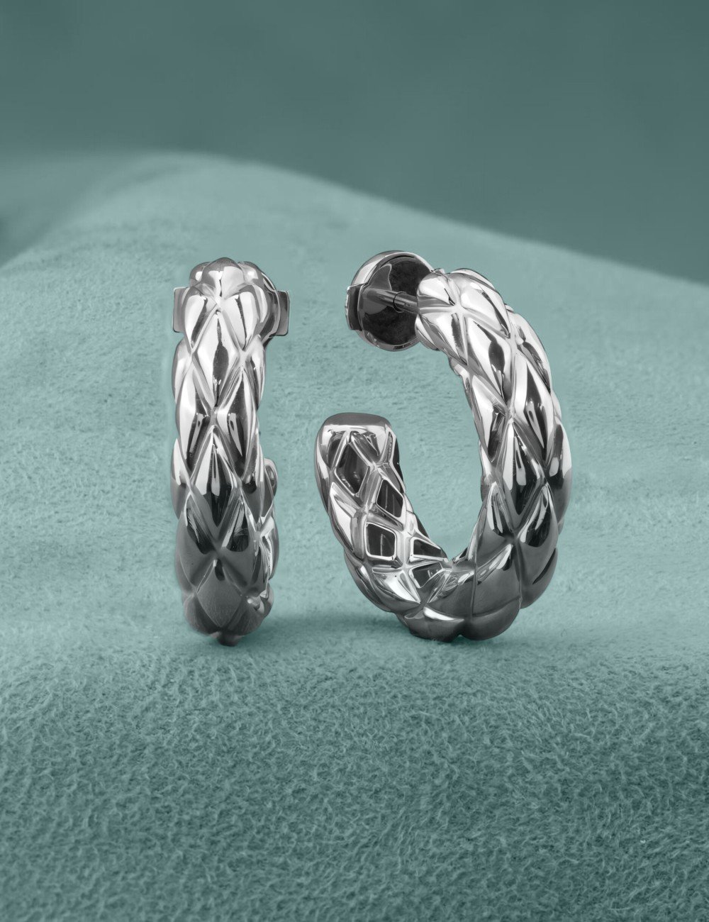 Серьги из белого золота