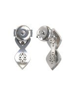 Серьги из белого золота c бриллиантами